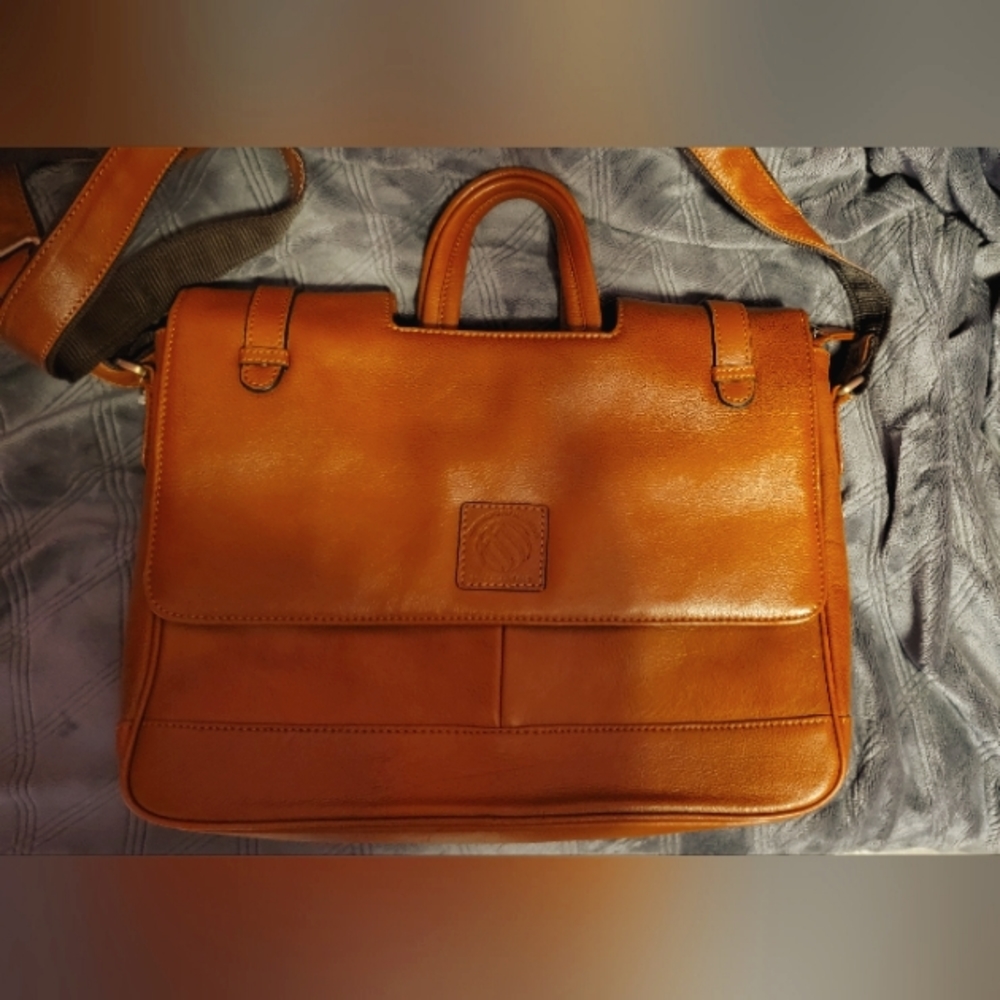 Synergy Houston Light Brown Leather Laptop Bag